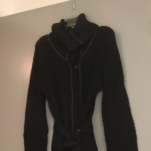 DKNY XS. long sweater - Picture 2 of 5